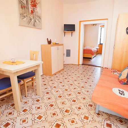 Apartma Na Starem Placu Idrija Exteriör bild