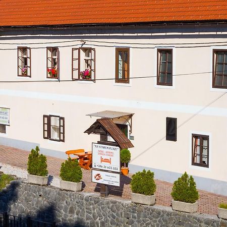 Apartma Na Starem Placu Idrija Exteriör bild
