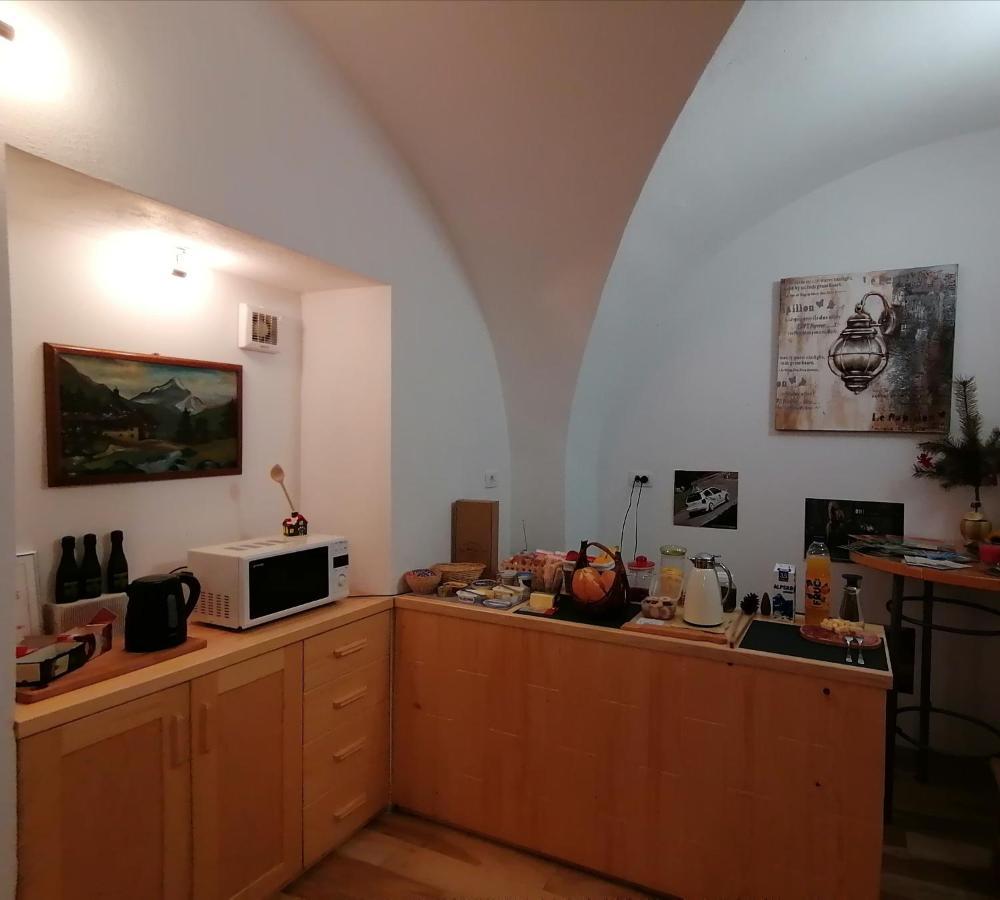 Apartma Na Starem Placu Idrija Exteriör bild