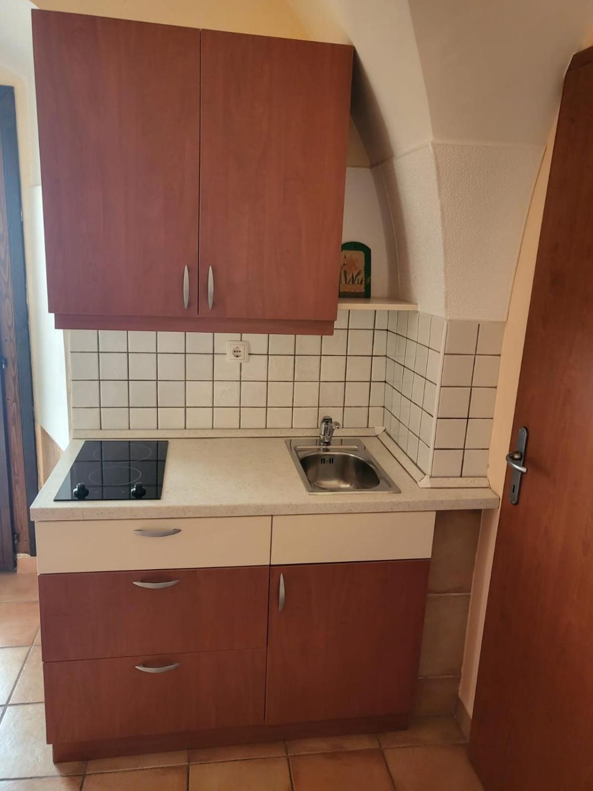 Apartma Na Starem Placu Idrija Exteriör bild